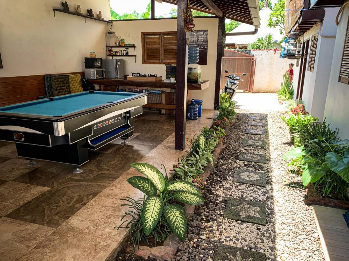 Capung Guesthouse Джимбаран Экстерьер фото